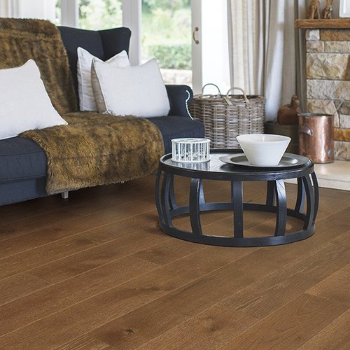 The Bakersfield, CA area’s best hardwood flooring store is Stockdale Tile
